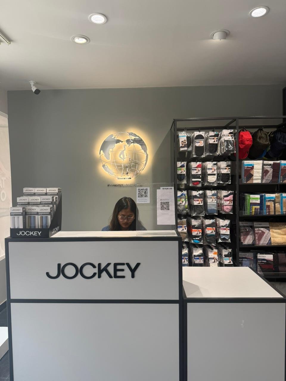 Jockey Show Room, Hilltown|Proprietor: Rev.Dr Robert Vaiphei, Lingsiphai